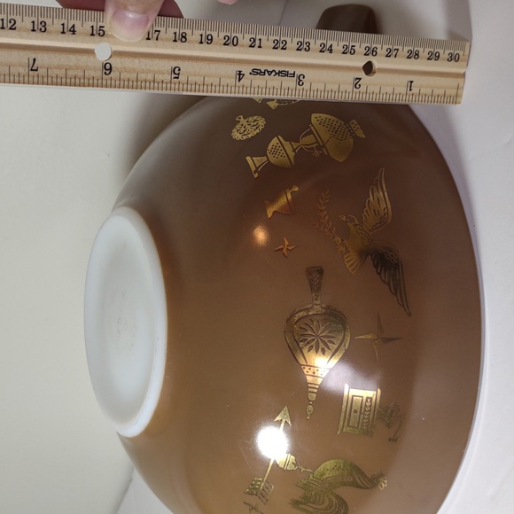 PYREX Vintage Mixing Serving Bowl Chocolate Golden Symbols Graphics Hand Washed - Picture 3 of 9